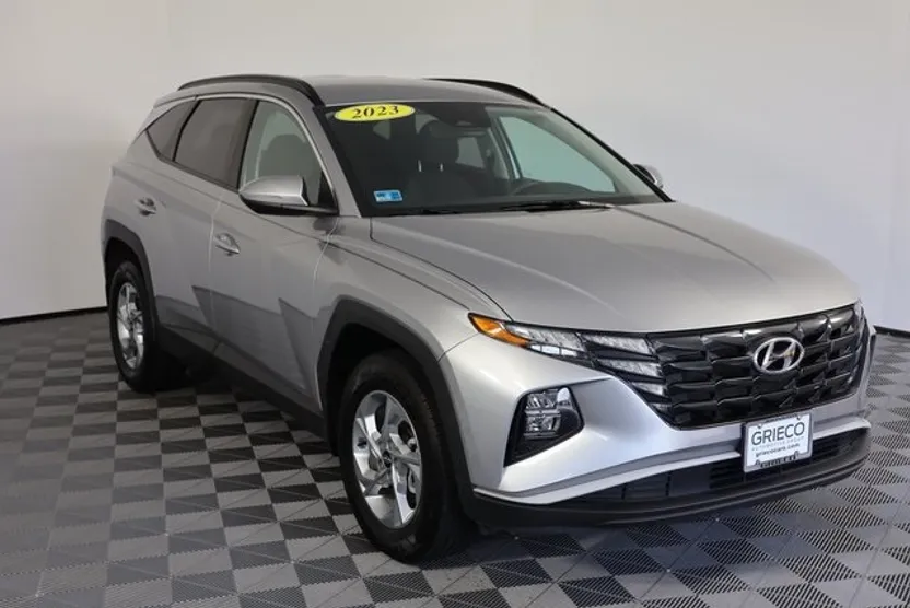 2023 Hyundai Tucson SEL photo 1