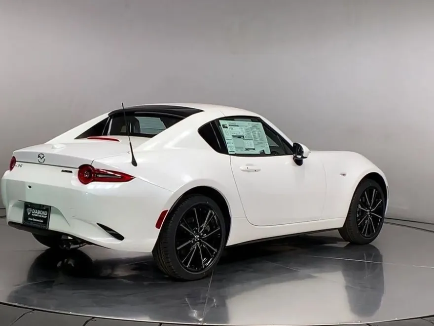 2025 Mazda MX-5 Miata Miata RF Grand Touring photo 8