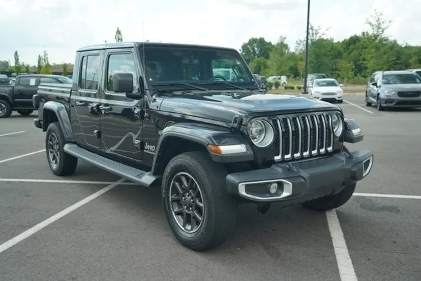 2022 Jeep Gladiator Overland photo 1