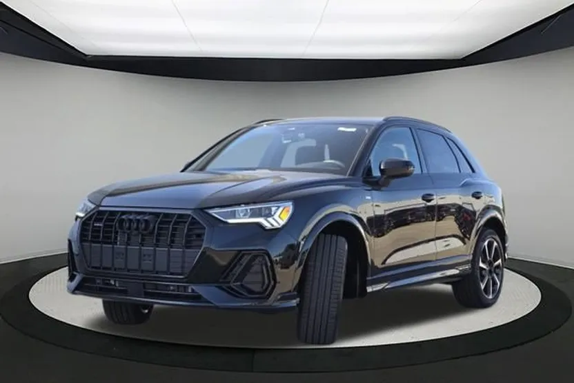 2025 Audi Q3 S line Premium Plus photo 1
