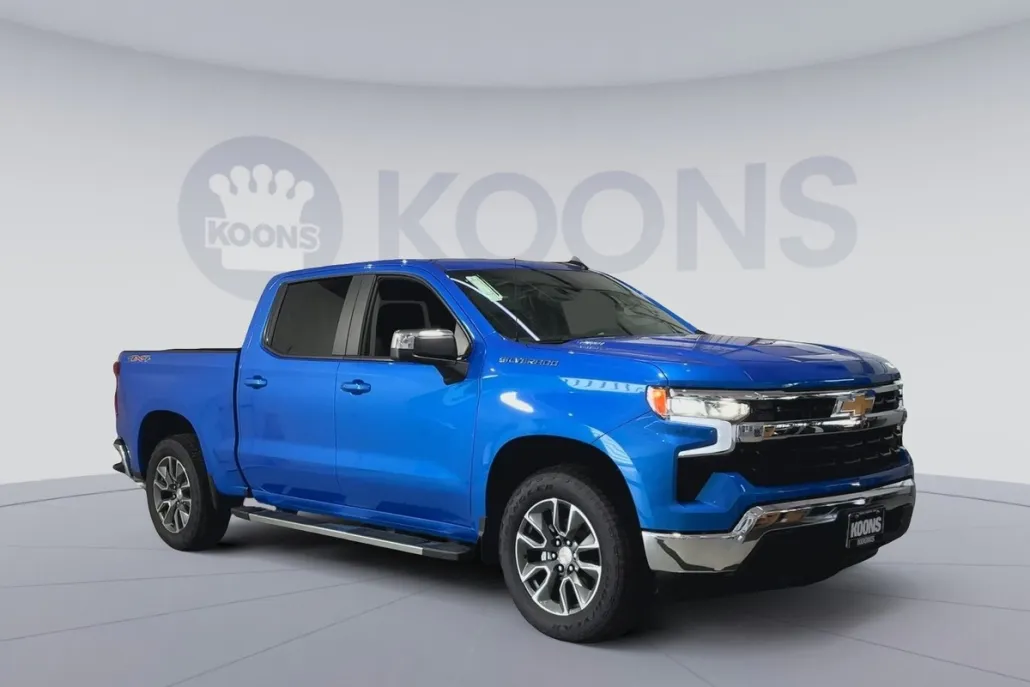 2025 Chevrolet Silverado 1500 LT photo 1