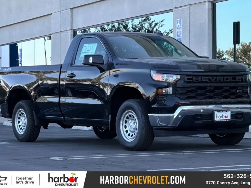 2025 Chevrolet Silverado 1500 photo 1