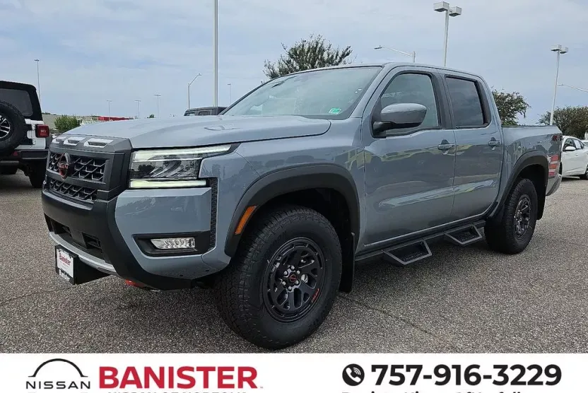 2025 Nissan Frontier PRO-4X photo 1