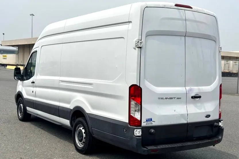2015 Ford Transit Van photo 1