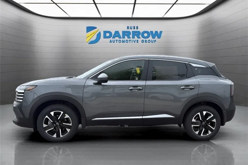 2025 Nissan Kicks SV photo 1
