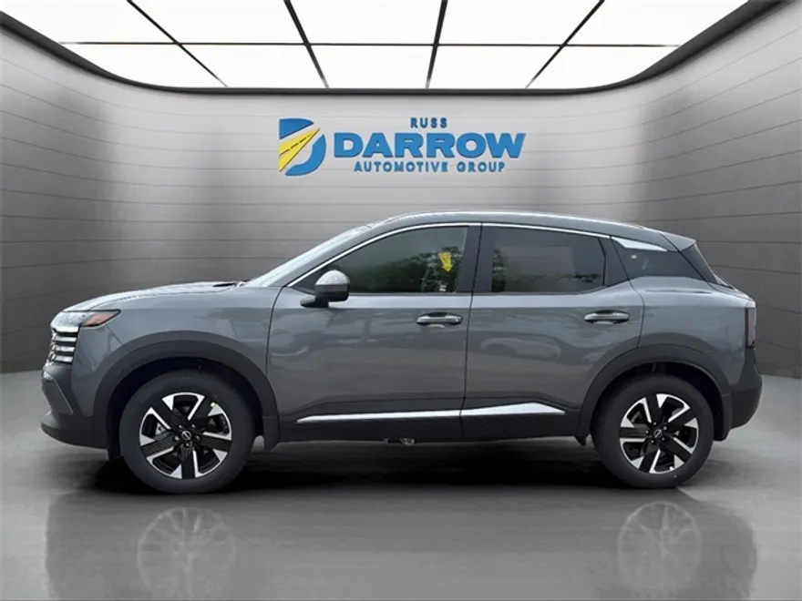 2025 Nissan Kicks SV photo 1