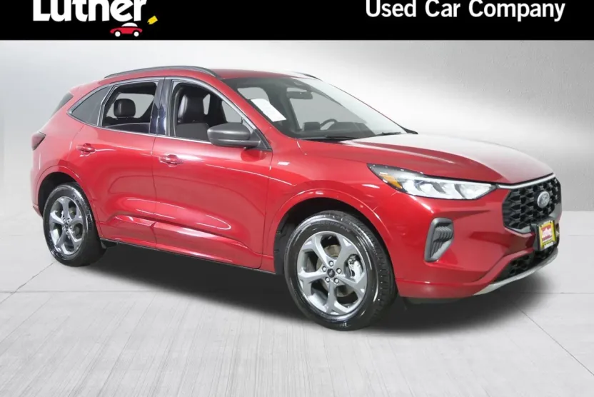 2024 Ford Escape ST-Line photo 1