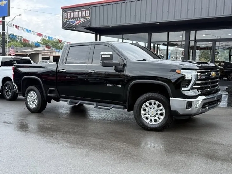 2024 Chevrolet Silverado 2500HD LTZ photo 1