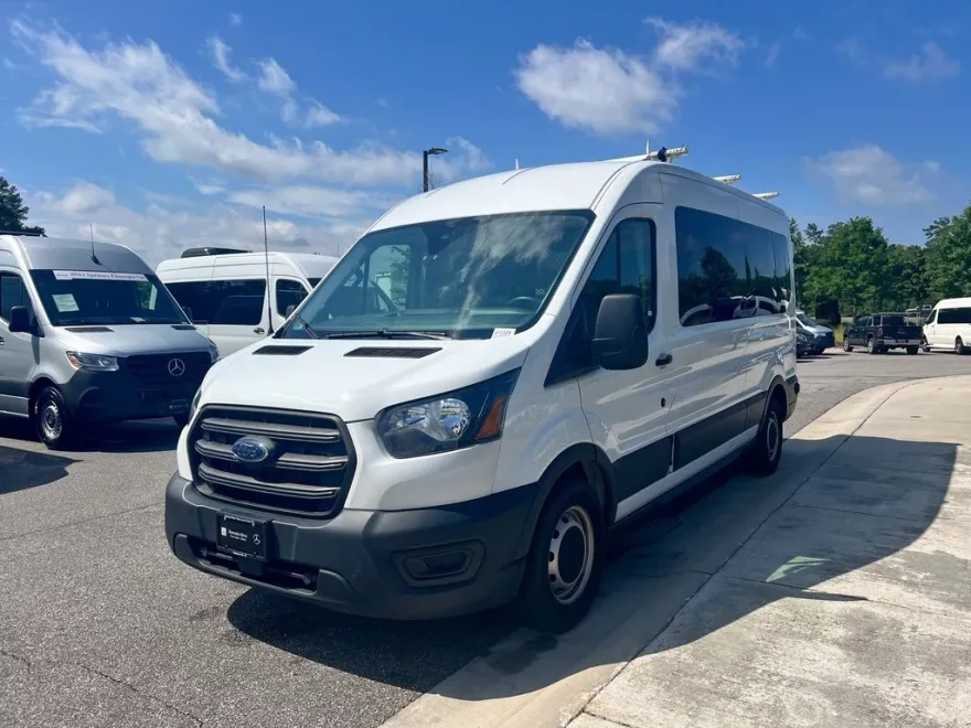2020 Ford Transit Passenger XL photo 1