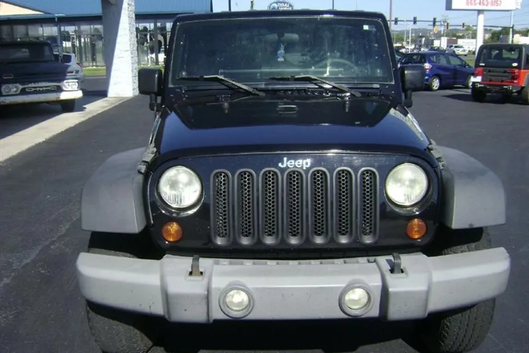 2010 Jeep Wrangler Sport photo 1