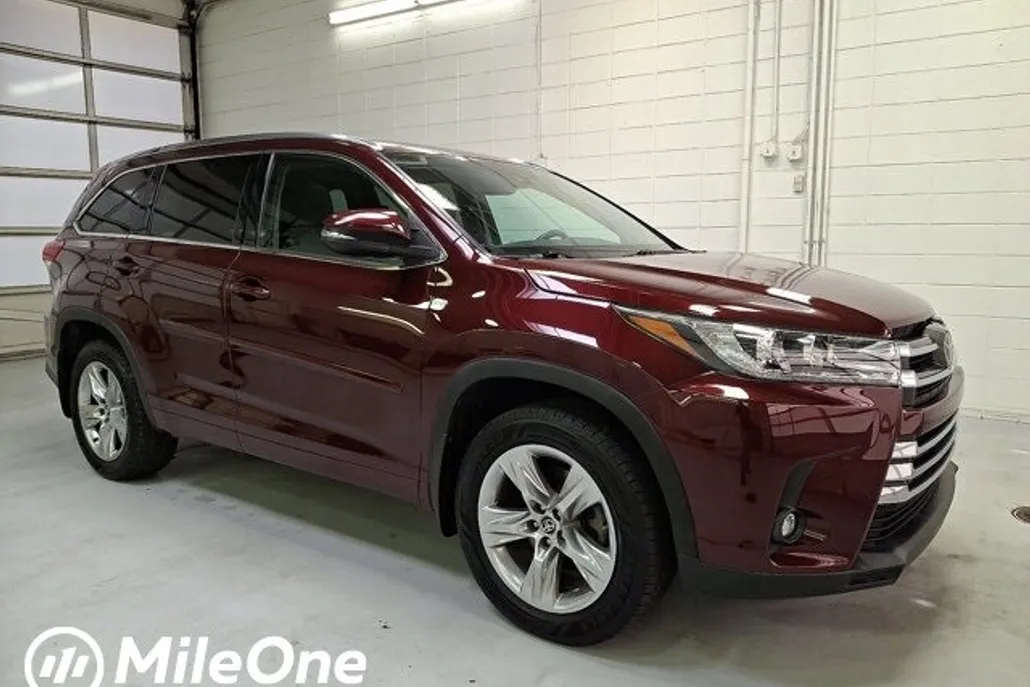 2019 Toyota Highlander Limited photo 1