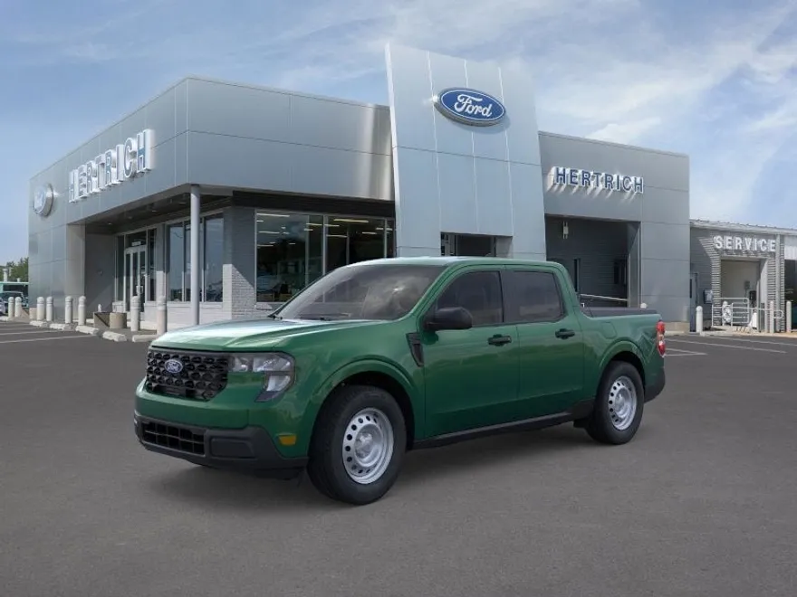 2025 Ford Maverick XL photo 1