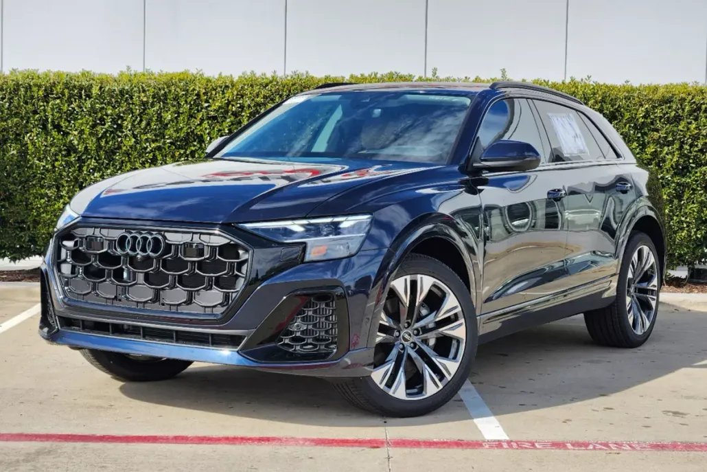 2025 Audi Q8 Premium Plus photo 1
