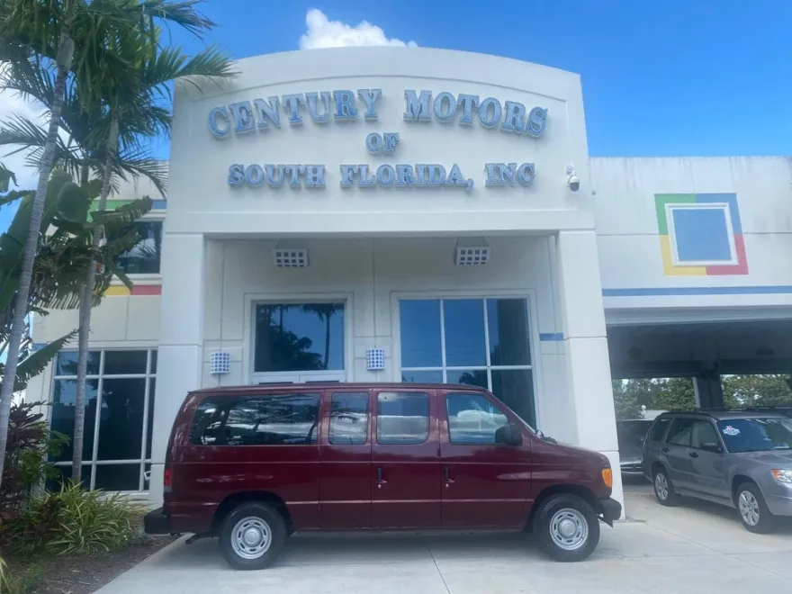 2006 Ford E-150 photo 1