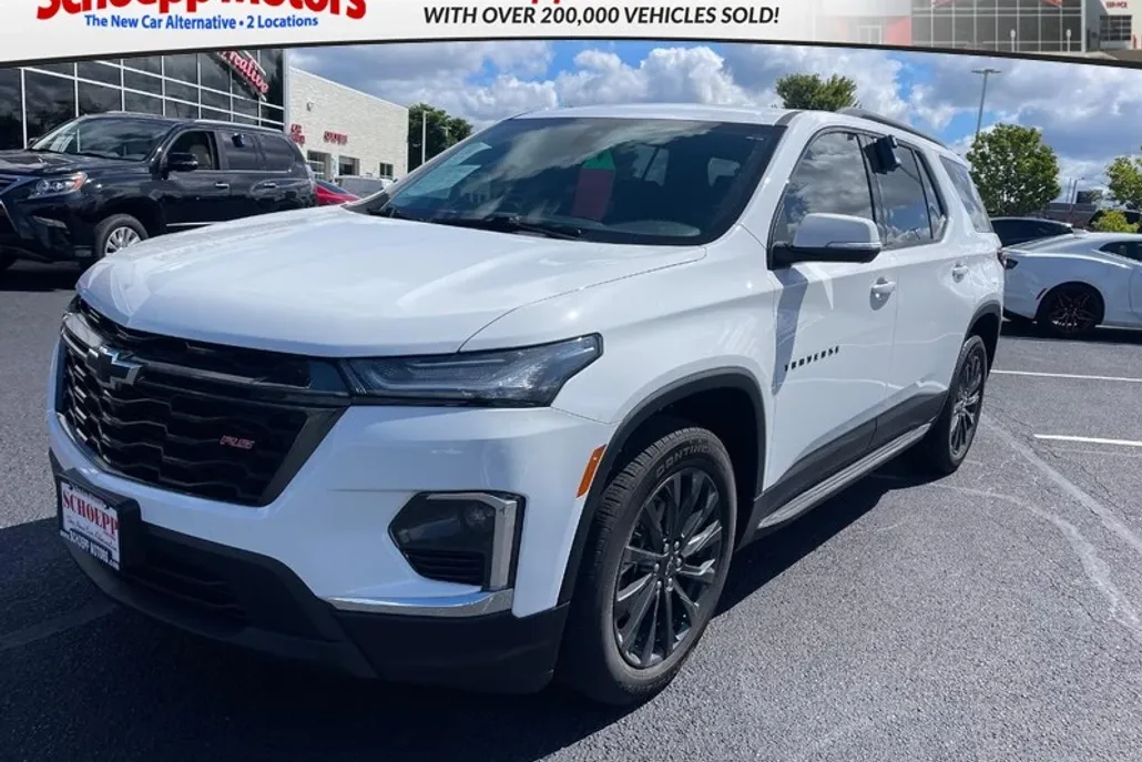 2022 Chevrolet Traverse RS photo 1