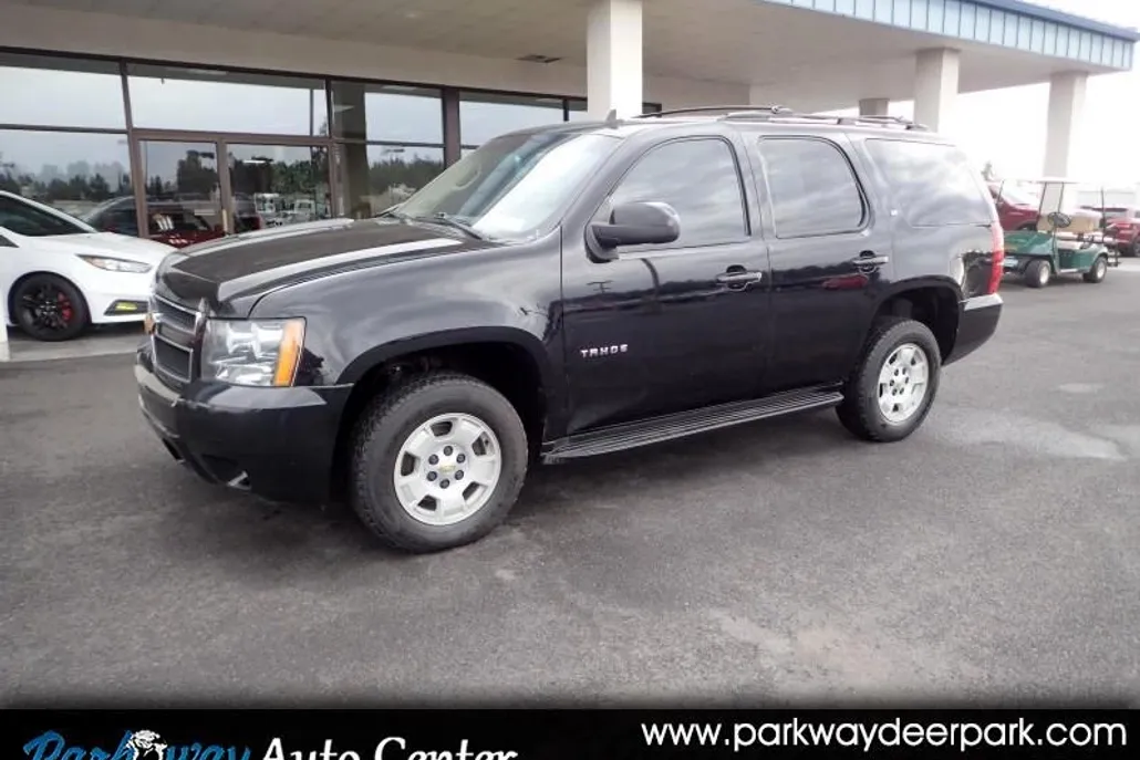 2012 Chevrolet Tahoe LT photo 1