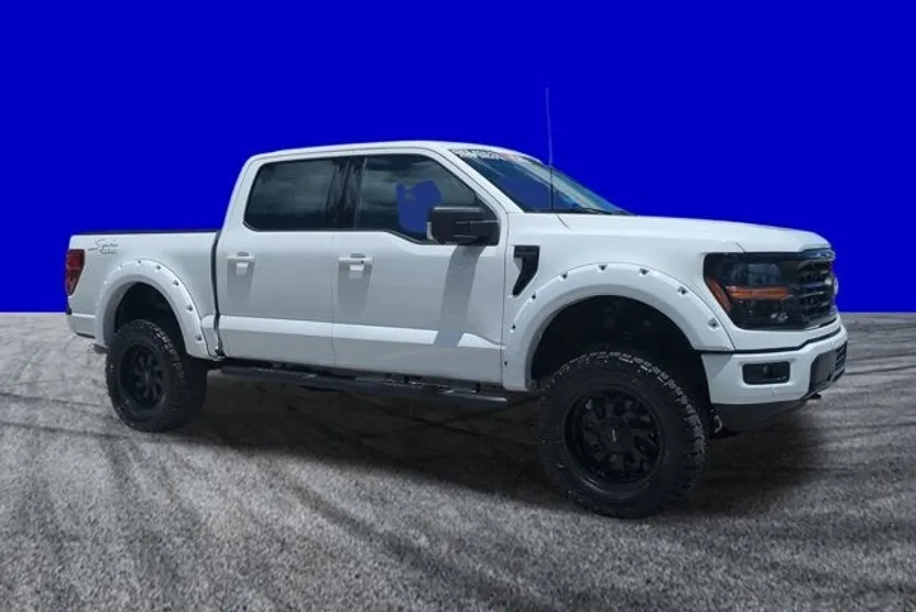2024 Ford F-150 XLT photo 1