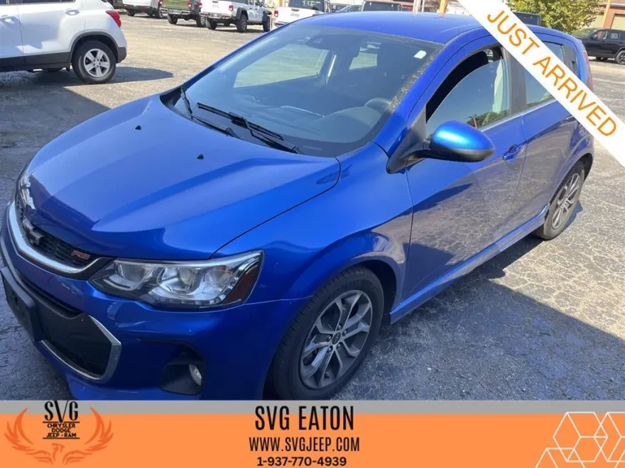 2019 Chevrolet Sonic LT photo 1