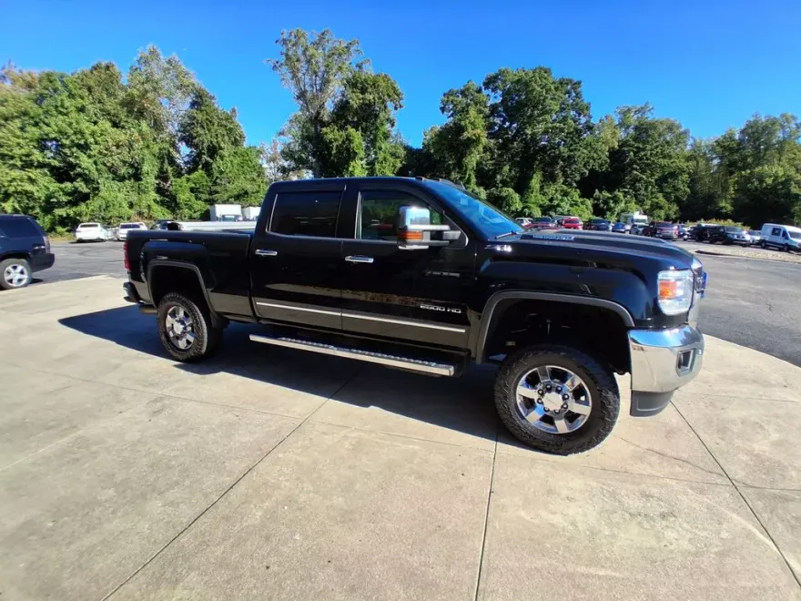2019 Gmc Sierra HD SLT photo 1
