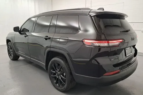 2022 Jeep Grand Cherokee Altitude photo 3