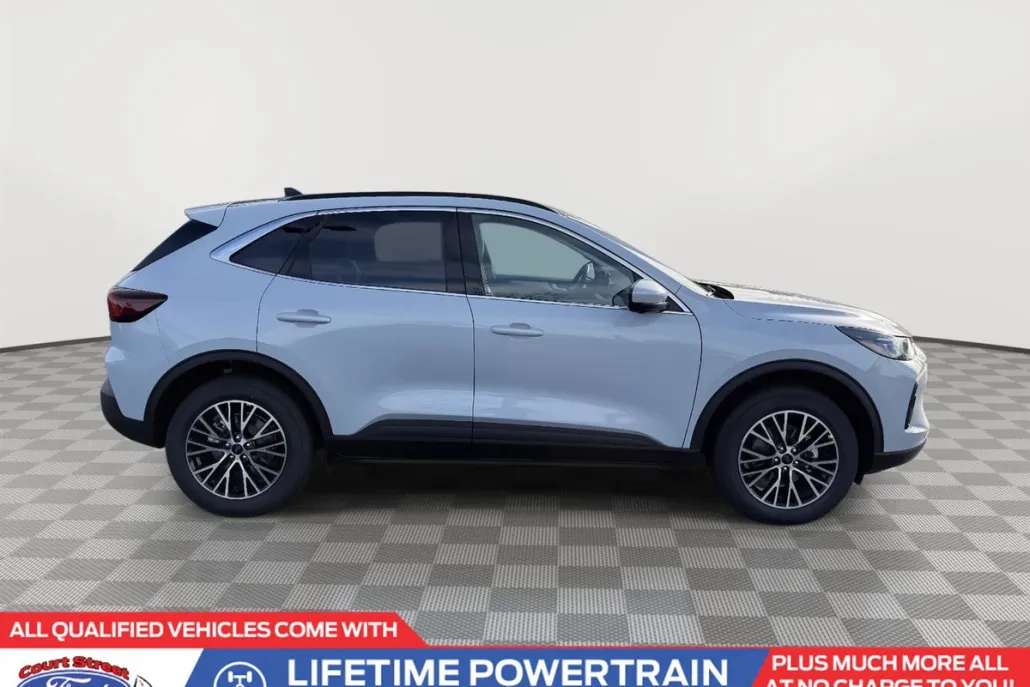 2025 Ford Escape photo 1
