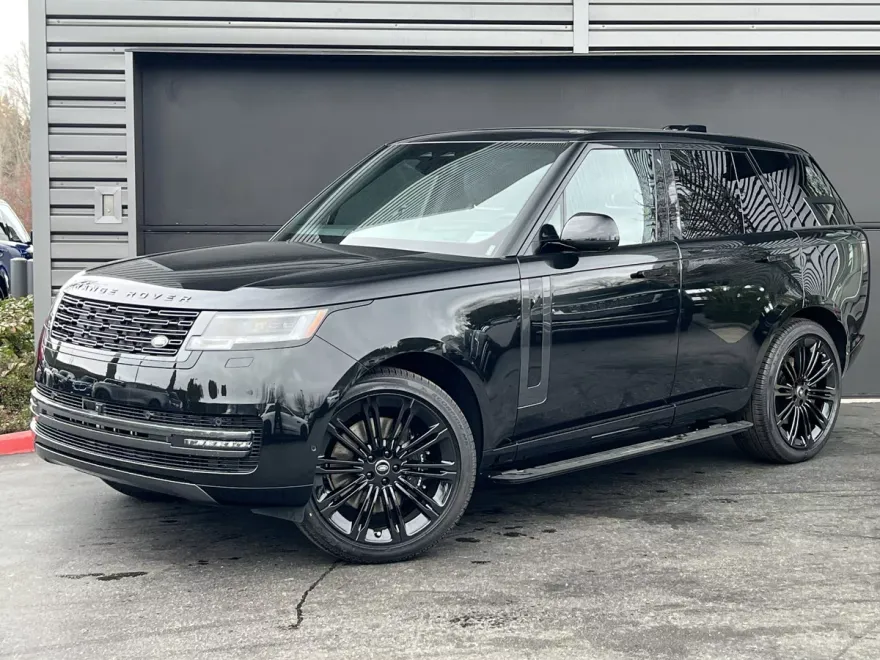 2025 Land Rover Range Rover SE photo 1