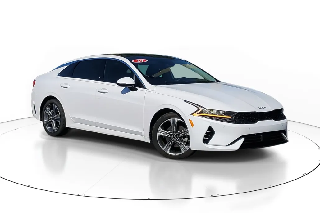 2024 Kia K5 EX photo 1