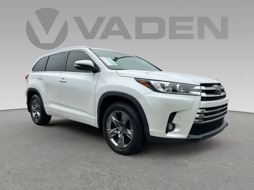2019 Toyota Highlander Limited Platinum photo 1