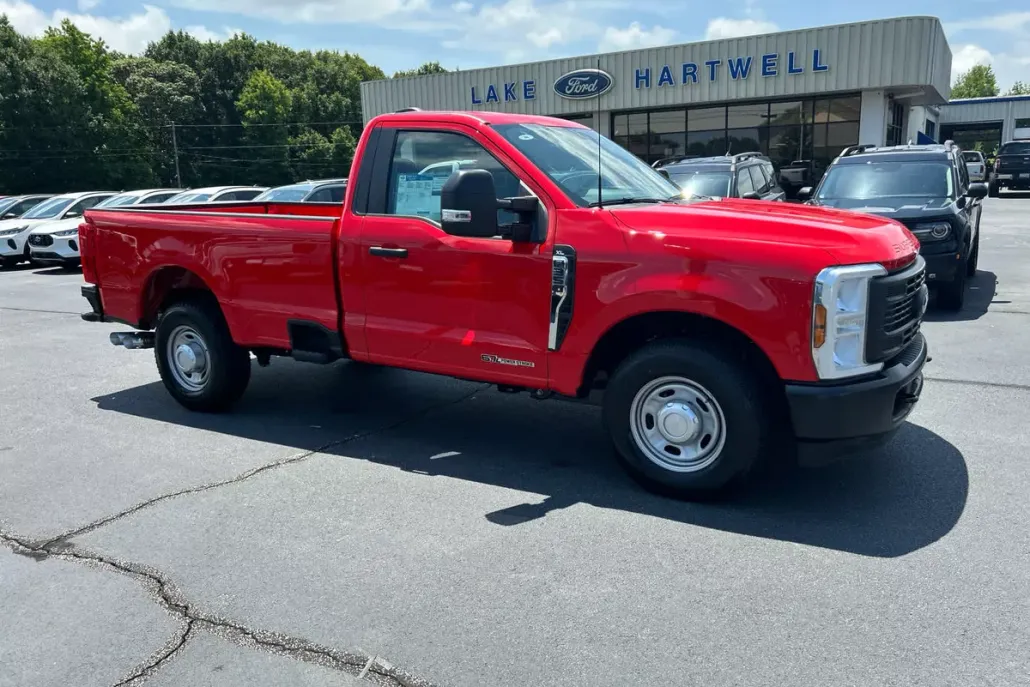 2025 Ford F-350 XL photo 1