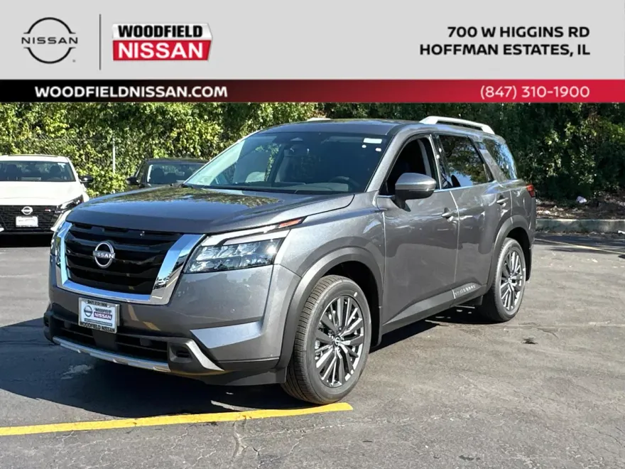 2025 Nissan Pathfinder SL photo 1