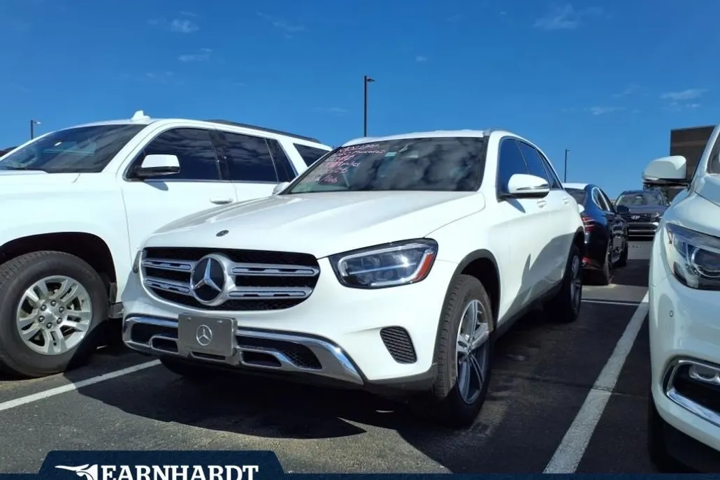 2020 Mercedes Benz GLC 300 photo 1
