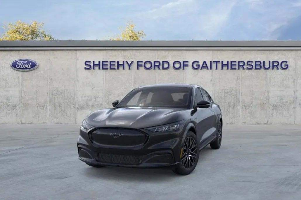2025 Ford Mustang Mach-E Premium photo 1