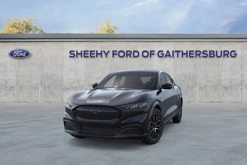 2025 Ford Mustang Mach-E Premium photo 1