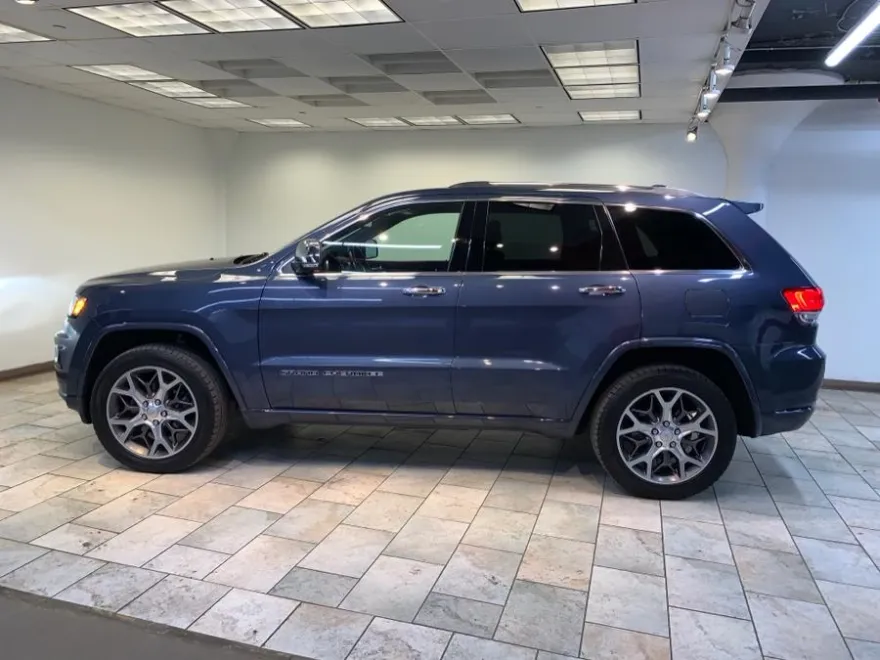 2021 Jeep Grand Cherokee Overland photo 1