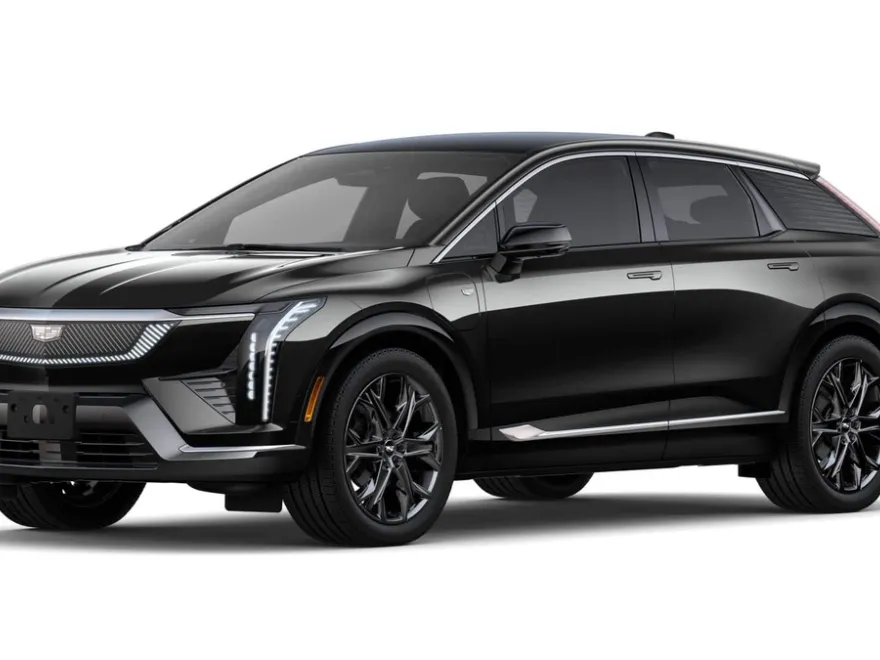 2025 Cadillac Optiq Luxury photo 1
