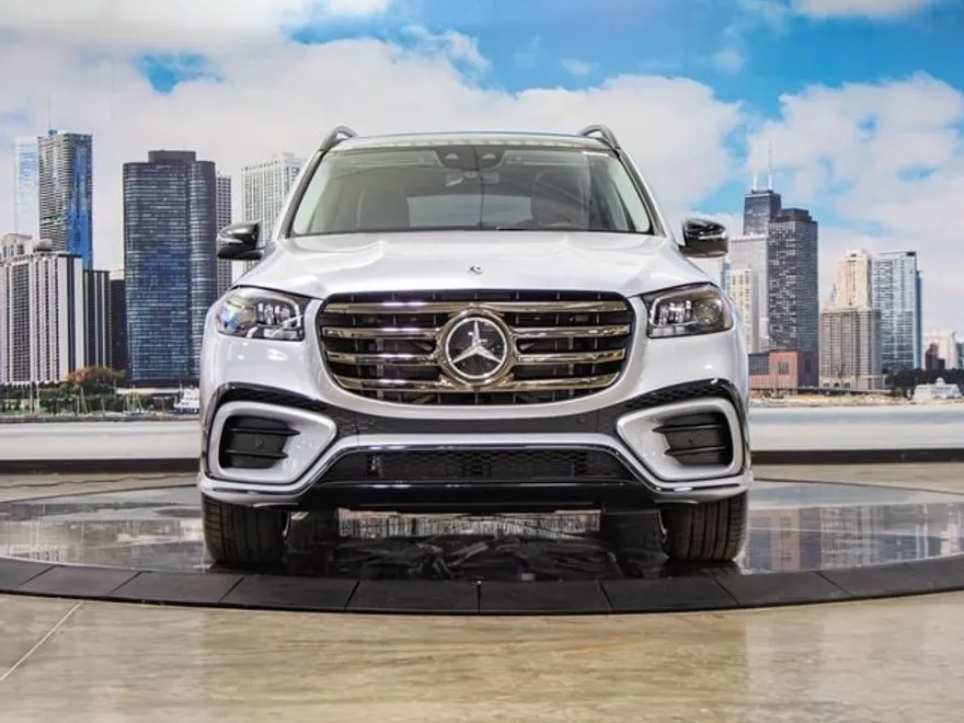 2026 Mercedes Benz GLS 450 4MATIC photo 1
