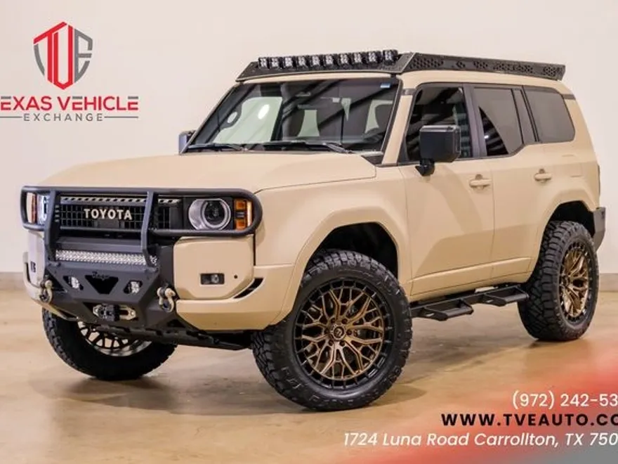 2025 Toyota Land Cruiser photo 1