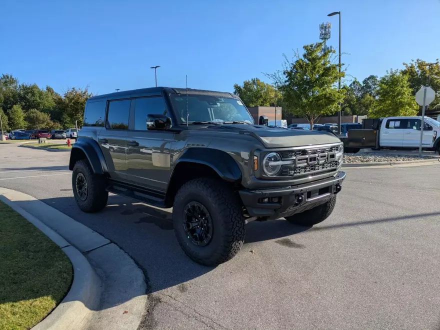 2025 Ford Bronco Raptor photo 1