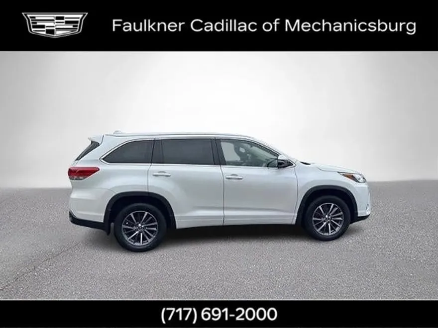 2018 Toyota Highlander XLE photo 1