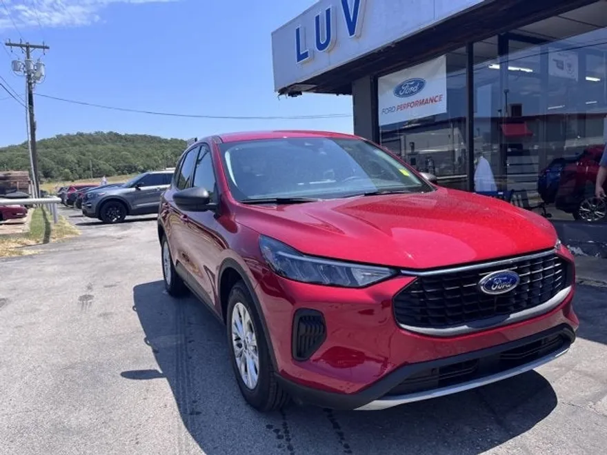 2025 Ford Escape Active photo 1