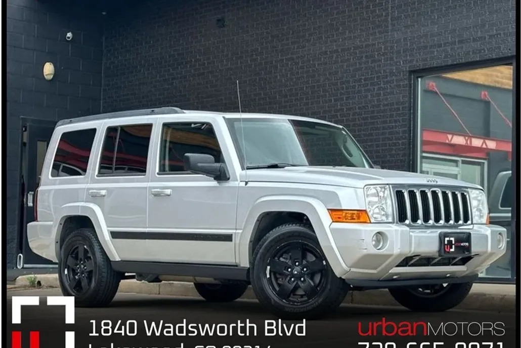 2008 Jeep Commander Sport photo 1