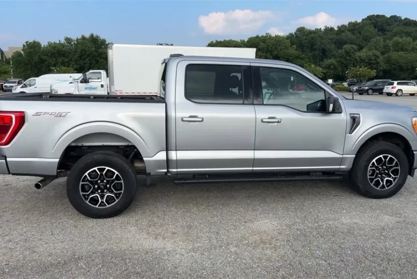 2022 Ford F-150 XLT photo 1