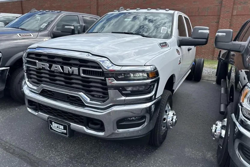 2025 Ram 3500 Tradesman photo 1