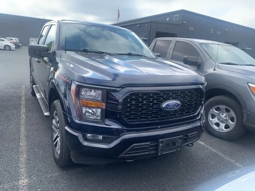2023 Ford F-150 photo 1