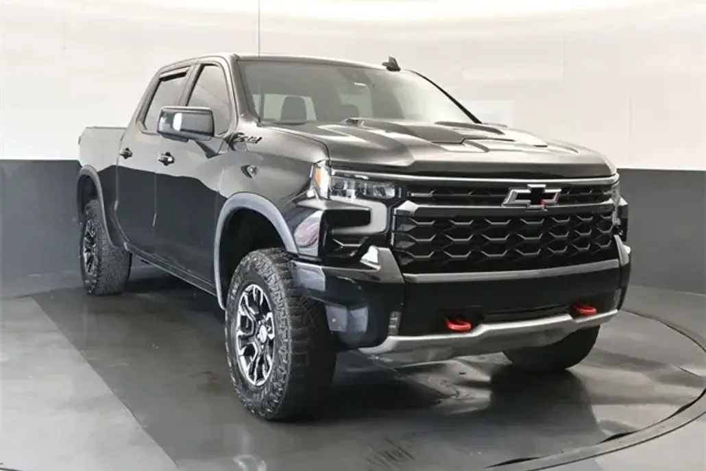 2024 Chevrolet Silverado 1500 ZR2 photo 1