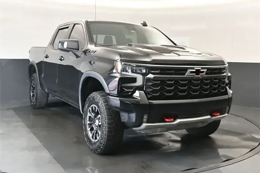 2024 Chevrolet Silverado 1500 ZR2 photo 1