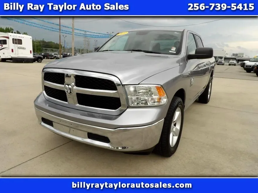 2021 Ram 1500 Classic SLT photo 1