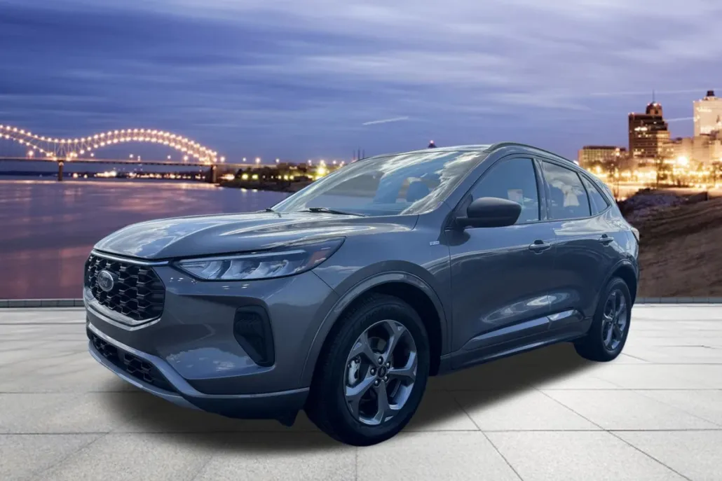 2024 Ford Escape ST-Line photo 1