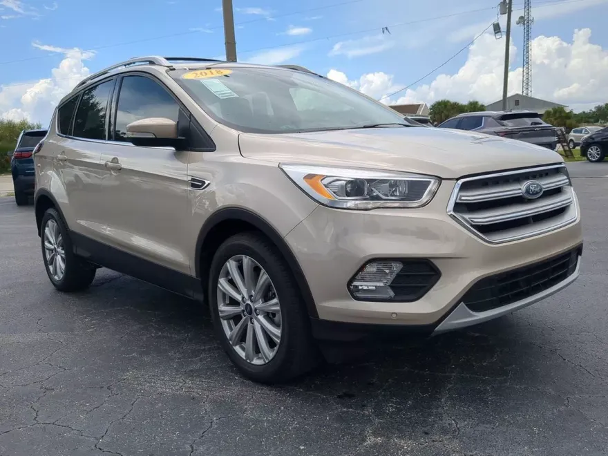 2018 Ford Escape Titanium photo 1