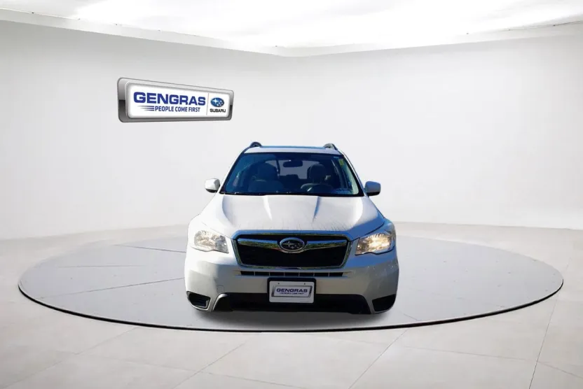 2014 Subaru Forester 2.5i Premium photo 1